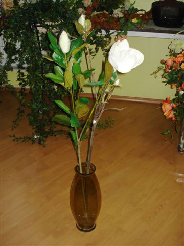 Магнолия белая, 1 цветок, 3 бутона в-110 см., шелк. 95566010